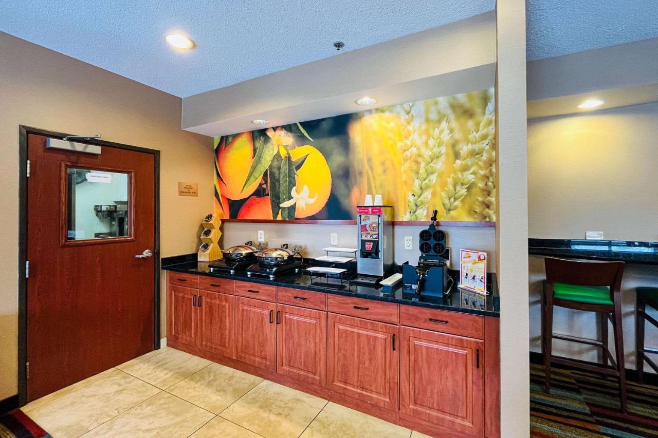 Comfort Inn & Suites Olathe - Kansas City Eksteriør bilde