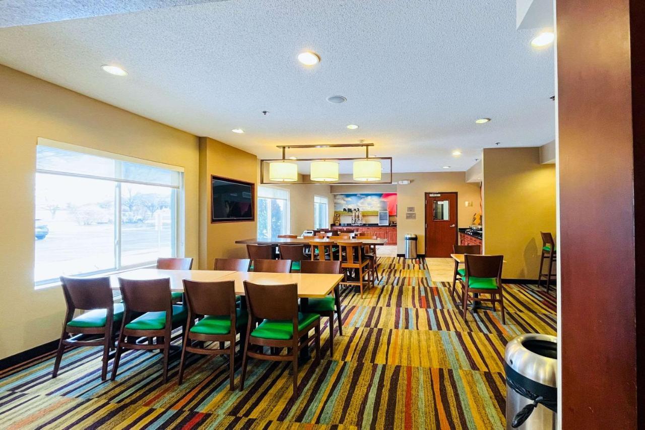 Comfort Inn & Suites Olathe - Kansas City Eksteriør bilde